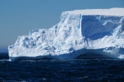 SouthGeorgia_iceberg_DSC06588