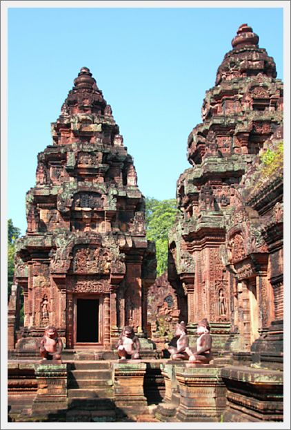 Cambodia_BanteaySreiTemple_8343_m