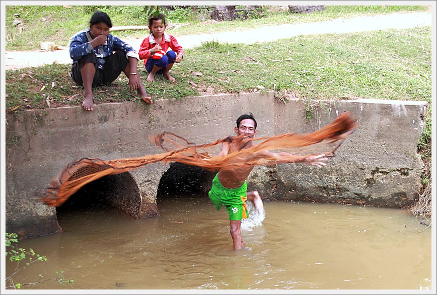 Cambodia_SiemReap_VillageLife_8635_3_m