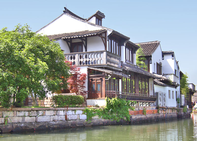 Jinze Water Town, 60 km west of Shanghai; established 700 AD