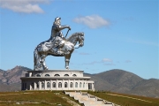 Mongolia_GhengisKhanComplex_2086_m_600