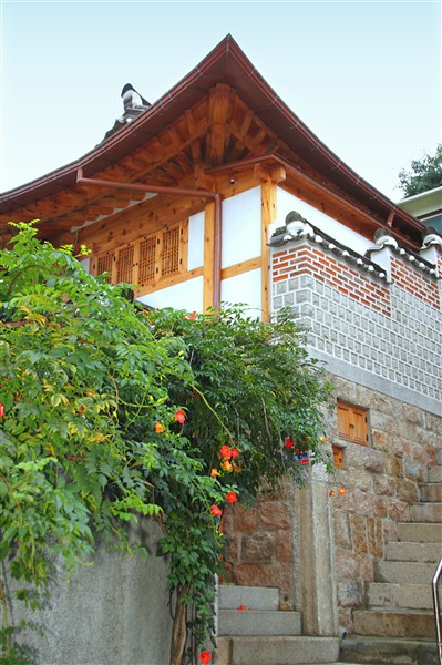 S_Korea_Seoul_HanokVillage2_3417_m_600.jpg