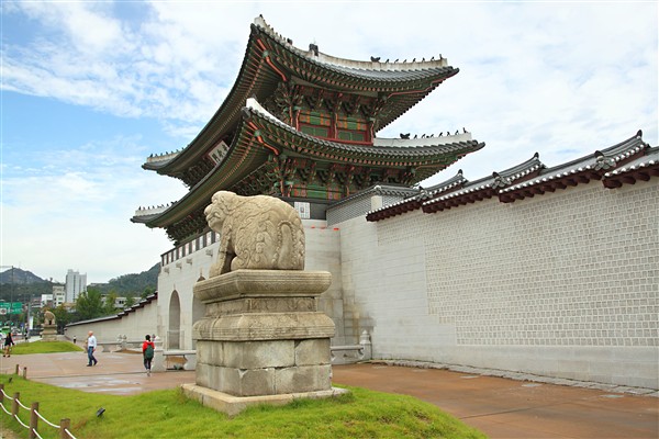 Seoul_GyeongbokgungPalace_03707_m_600.jpg