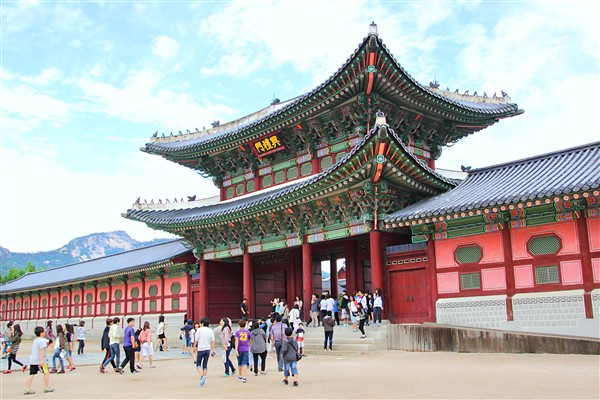 Seoul_GyeongbokgungPalace_03717_m_600.jpg