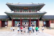 Seoul_GyeongbokgungPalace_03723_m_600