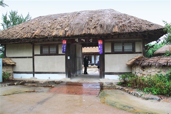 Namwon_Gwanghallu_wonGarden_0082_edited_m.jpg