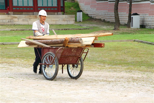 Seoul_GyeongbokgungPalace_03797_m_600px.jpg