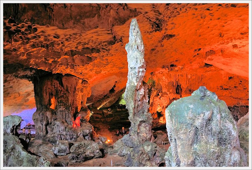 HaLongBay_cave_DSC03235