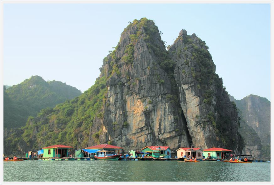 Vietnam_HalongBay_VungVieng_8939