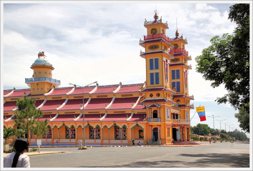 SaigonRegion_CauDaiTemple_6416