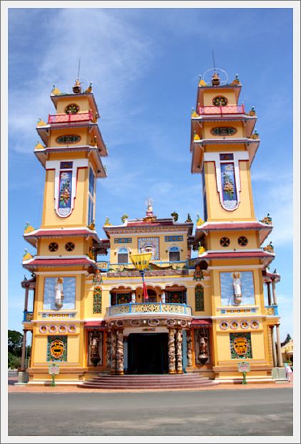 SaigonRegion_CauDaiTemple_6438