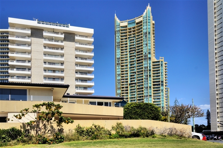 SurfersParadise_DSC05959