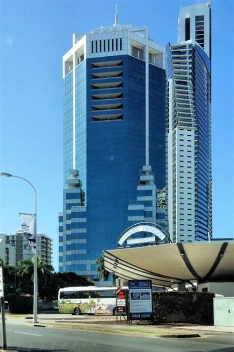 SurfersParadise_DSC06153