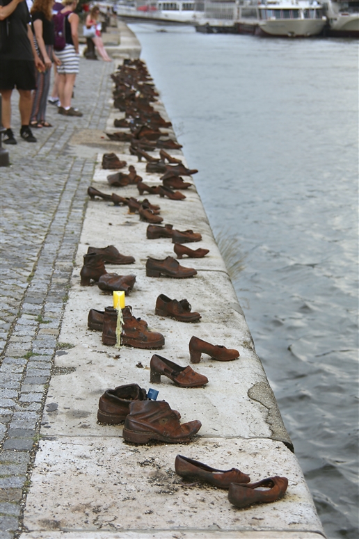 Budapest Shoe Sculpture