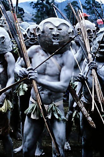 http://www.livingtravel.com/pacific/papuanewguinea/highland/fullsize/Mudmen_05.JPG