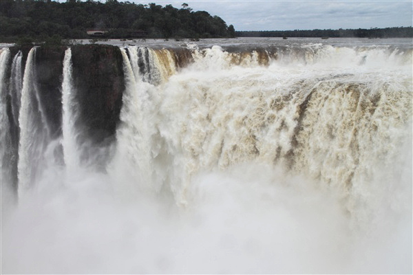 600_Arg_Brazil_Iguasu_3913_g.jpg