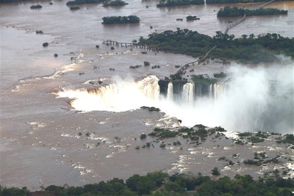 600_Brazil_Arg_Iguasu_3332.jpg