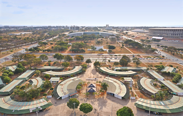 Brasilia_From the TV Tower_Feira de Artesanato da Torre de TV