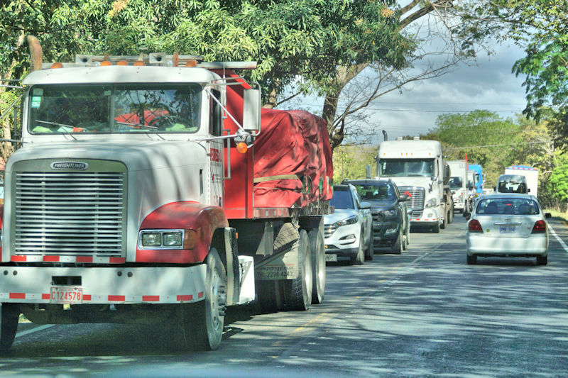 American Highway, western Costa Rica