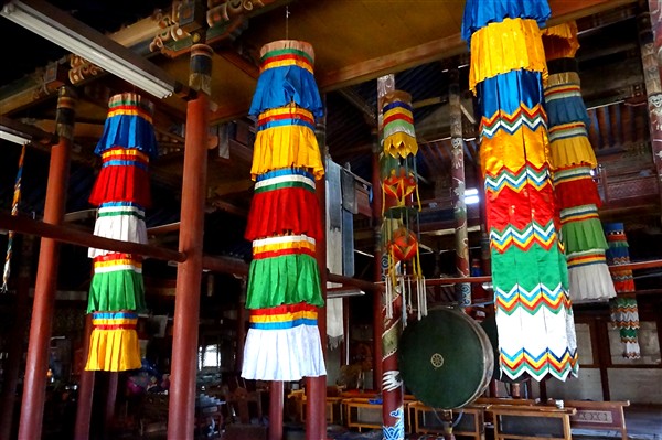 Mongolia_MiddleGobi_Temple_0307_m_600.jpg
