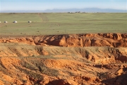 Mongolia_S_Gobi_FlamingCliffs_2638_m_600